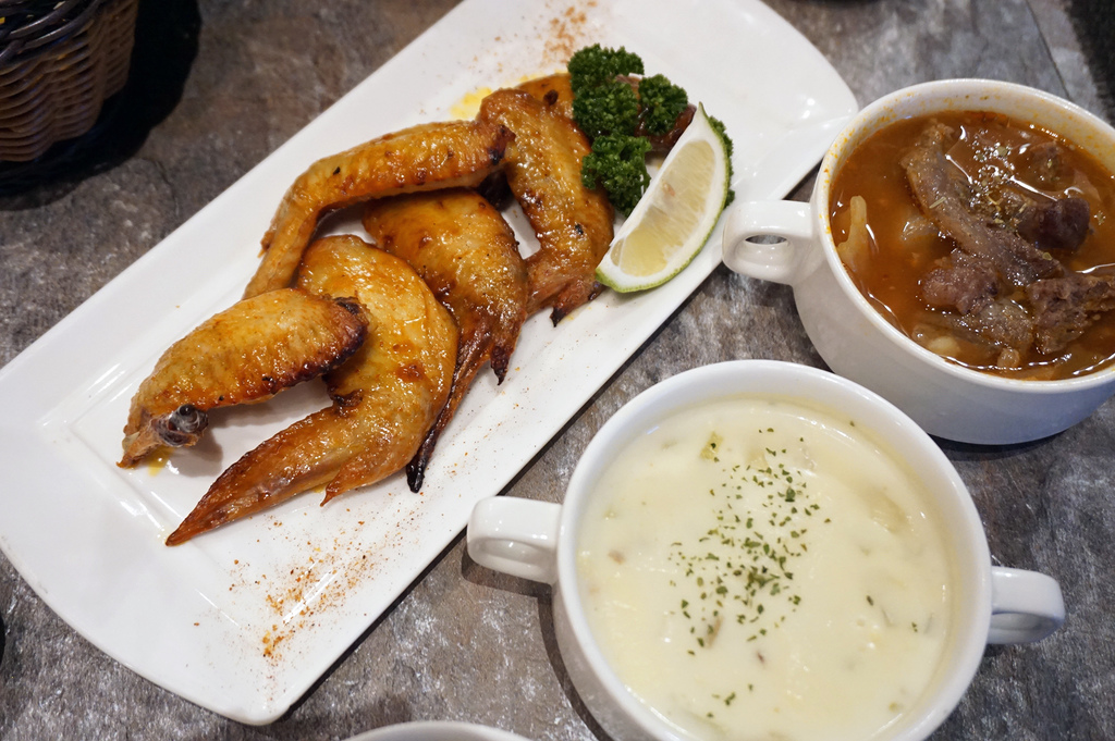 DSC09006_1.jpg DSC09006_1.jpg