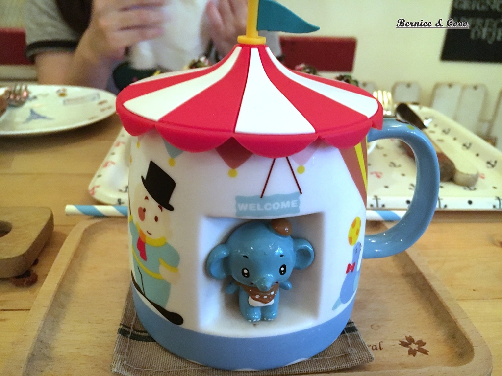 IMG_2050.JPG IMG_2050.JPG