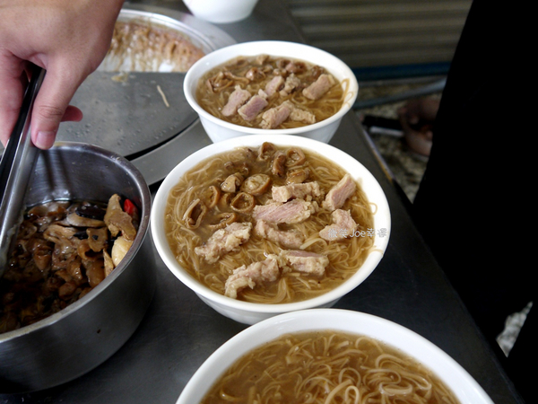 三姐古早味麵線，手工的好滋味。