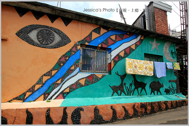 屏東●青葉部落●台灣最美原民石板彩繪/房子的身分證/魯凱族神話藝術村/部落拳擊站