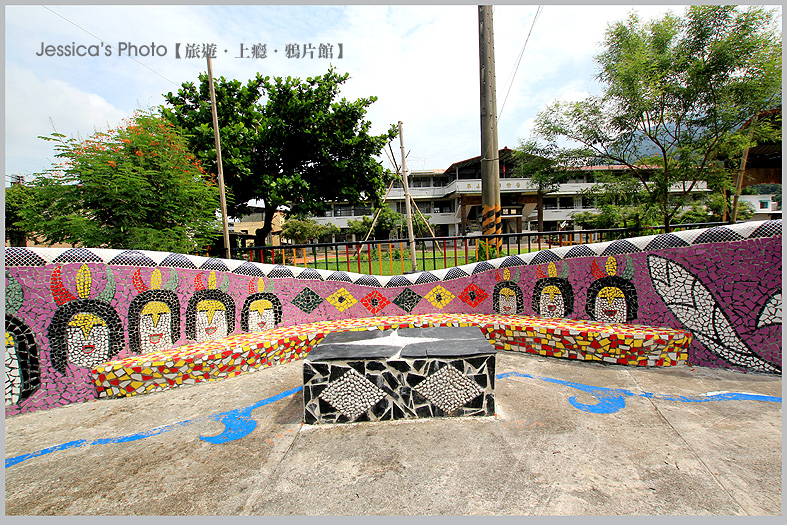 屏東●青葉部落●台灣最美原民石板彩繪/房子的身分證/魯凱族神話藝術村/部落拳擊站