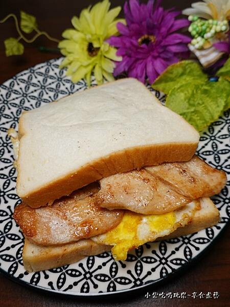 雞排蛋吐司-晨吉司漢八德旗艦店 (4).jpg