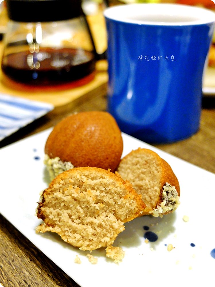 檜意生活村週邊R5小餐館客製美式漢堡超好吃!現烤可麗露吃了會上癮~