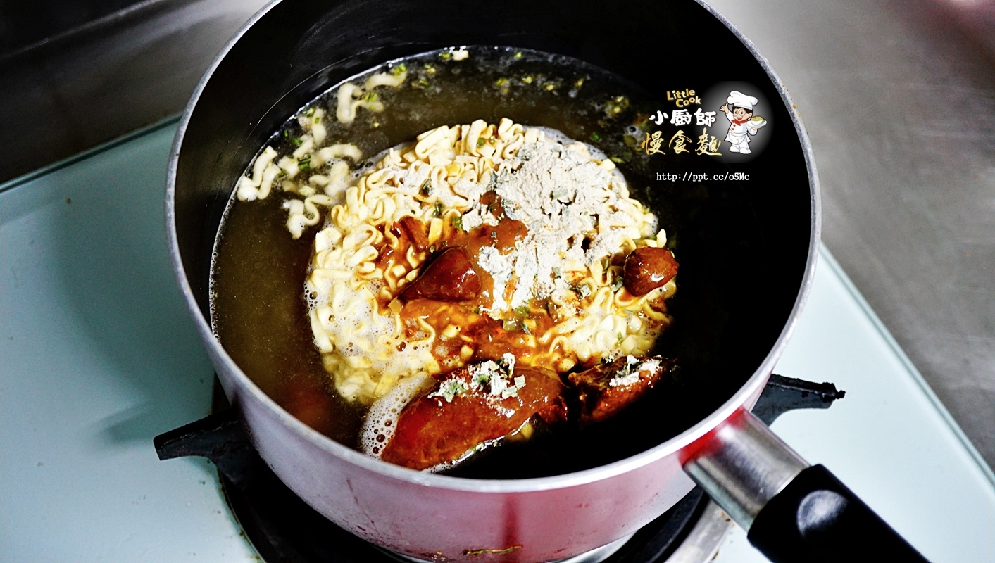 台北市中山區旅遊行程推薦南僑小廚師慢食麵 南僑小廚師慢食麵 宅配美食 評鑑五顆星點水樓監製 新鮮材料熬煮 隨時隨地都能吃到餐廳等級的好味道 紅燒半筋半肉牛肉麵