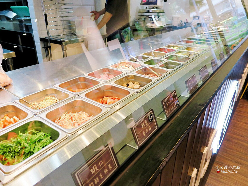 Plus Pizza 自己的披薩自己搭，獨一無二的披薩!