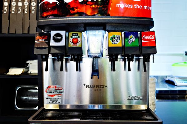 國父紀念館美食-PLUS Pizza