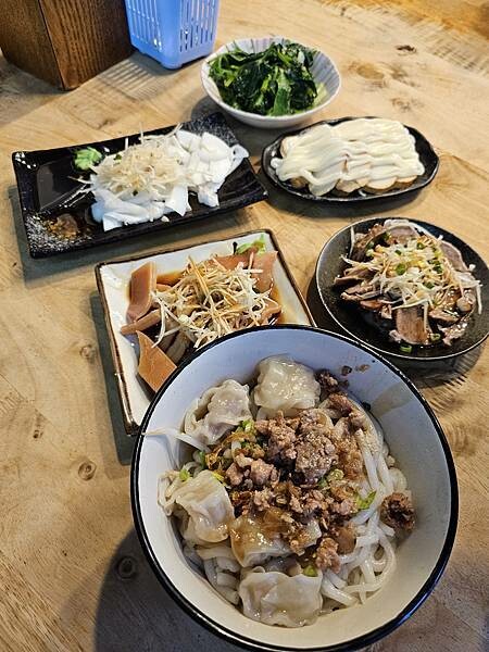 (胖樺食記)三峽老街推薦必吃美食「古伯手工米苔目」/新鮮美味