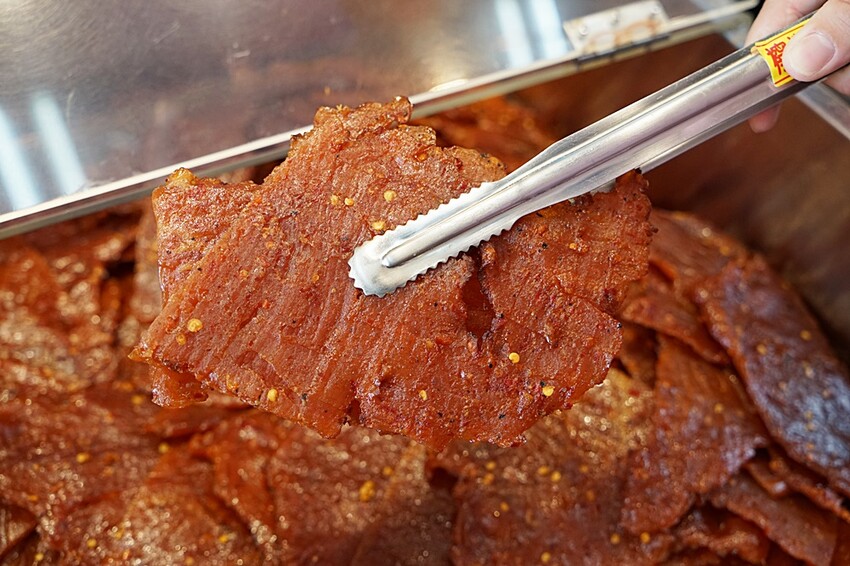 廣記肉鬆專門店║過節送禮自用必備,傳承60年職人手作肉鬆、肉乾、獨家香脆肉脯鬆、蒜味肉紙,每一樣都好吃