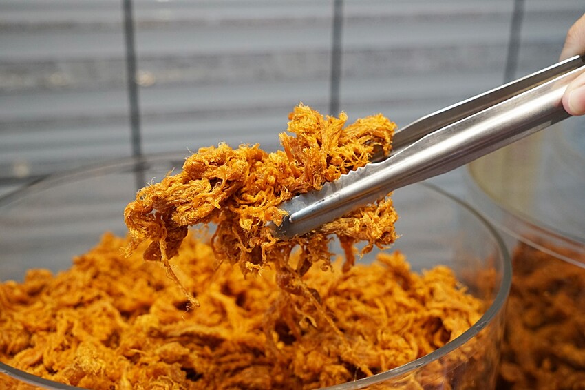 廣記肉鬆專門店║過節送禮自用必備,傳承60年職人手作肉鬆、肉乾、獨家香脆肉脯鬆、蒜味肉紙,每一樣都好吃