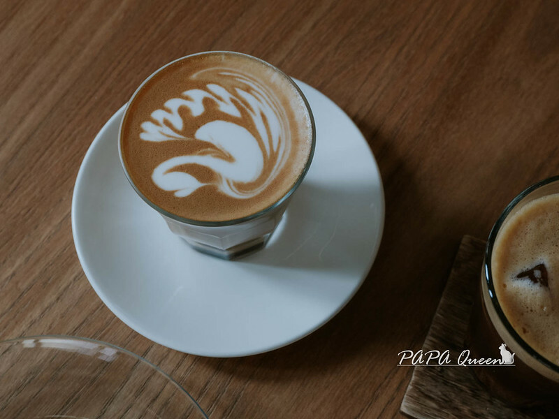 台中市中區台中咖啡|Fleet Street 艦隊街咖啡X獨立書店是K書房啊!