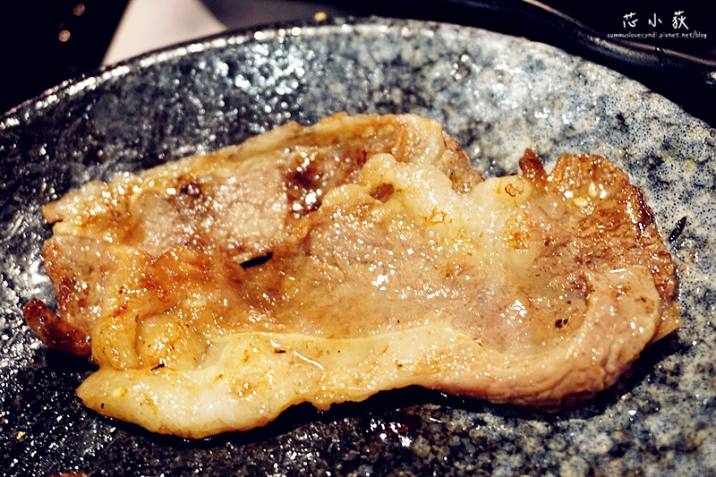 嚴選霜降牛-公益路燒烤吃到飽