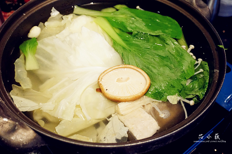 柴魚昆布鍋-公益路燒烤吃到飽