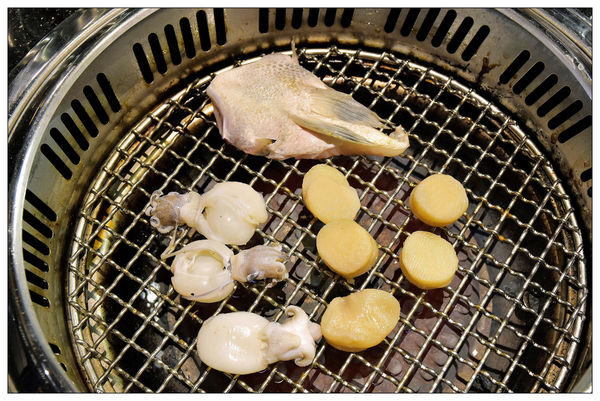 前菜海鮮盤-台中公益路燒烤吃到飽推薦