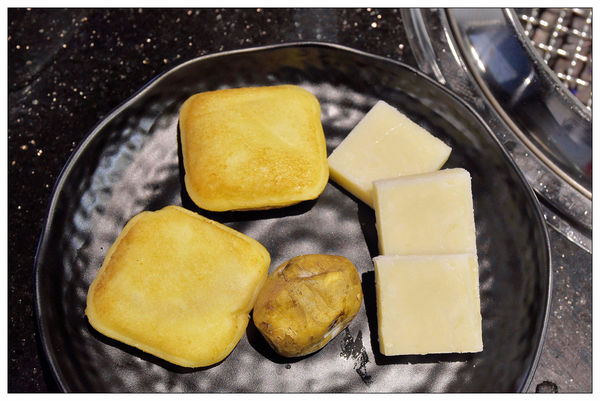 吐司炸彈冰、冰心番薯、沖繩麻糬-台中公益路燒烤吃到飽推薦