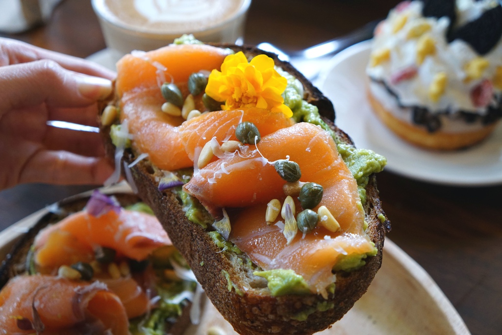 酪梨挪威燻鮭魚騷朵