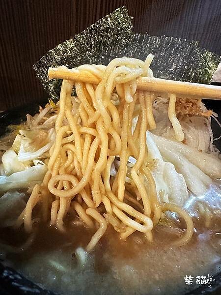 【台北】麵屋壹の穴 ICHI｜東區二郎系拉麵，小山般高豆芽菜
