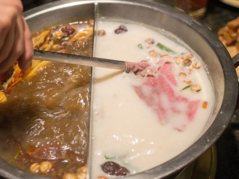 【大直捷運站】金極鮮火鍋，四種價位千元和牛吃到飽，大直火鍋吃到飽推薦