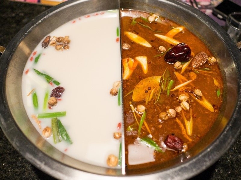 【大直捷運站】金極鮮火鍋，四種價位千元和牛吃到飽，大直火鍋吃到飽推薦