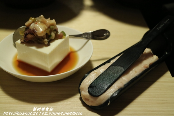 三色堇精緻火鍋:【台北松山區】民生社區火鍋『三色堇精緻火鍋』食材新鮮又美味~ 三色堇精緻火鍋:【台北松山區】民生社區火鍋『三色堇精緻火鍋』食材新鮮又美味~