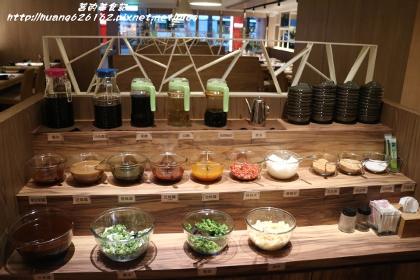 三色堇精緻火鍋:【台北松山區】民生社區火鍋『三色堇精緻火鍋』食材新鮮又美味~ 三色堇精緻火鍋:【台北松山區】民生社區火鍋『三色堇精緻火鍋』食材新鮮又美味~