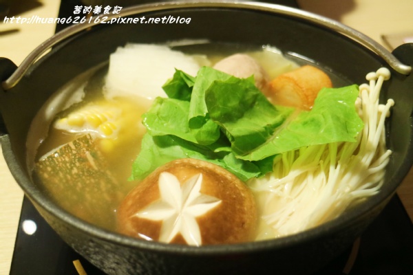 三色堇精緻火鍋:【台北松山區】民生社區火鍋『三色堇精緻火鍋』食材新鮮又美味~ 三色堇精緻火鍋:【台北松山區】民生社區火鍋『三色堇精緻火鍋』食材新鮮又美味~