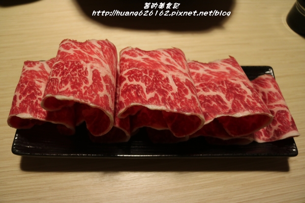 三色堇精緻火鍋:【台北松山區】民生社區火鍋『三色堇精緻火鍋』食材新鮮又美味~ 三色堇精緻火鍋:【台北松山區】民生社區火鍋『三色堇精緻火鍋』食材新鮮又美味~