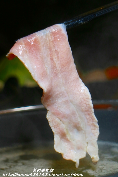 三色堇精緻火鍋:【台北松山區】民生社區火鍋『三色堇精緻火鍋』食材新鮮又美味~ 三色堇精緻火鍋:【台北松山區】民生社區火鍋『三色堇精緻火鍋』食材新鮮又美味~