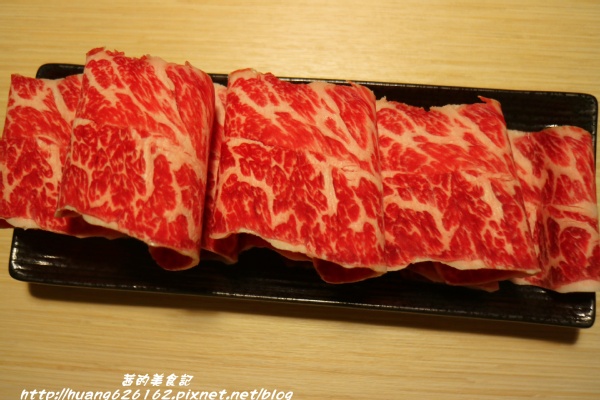 三色堇精緻火鍋:【台北松山區】民生社區火鍋『三色堇精緻火鍋』食材新鮮又美味~ 三色堇精緻火鍋:【台北松山區】民生社區火鍋『三色堇精緻火鍋』食材新鮮又美味~