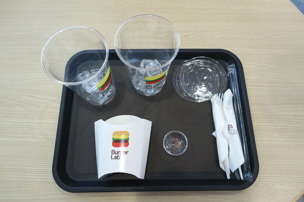 Burger Lab‧天成飯店玩出漢堡創意,千層馬鈴薯和自助取炸物都讓人眼睛發亮!!!