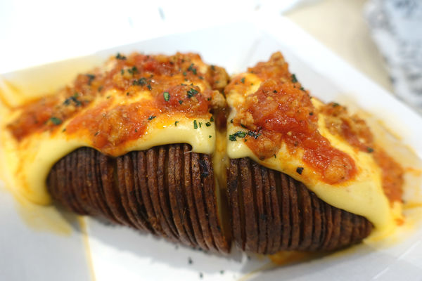 Burger Lab‧天成飯店玩出漢堡創意,千層馬鈴薯和自助取炸物都讓人眼睛發亮!!!