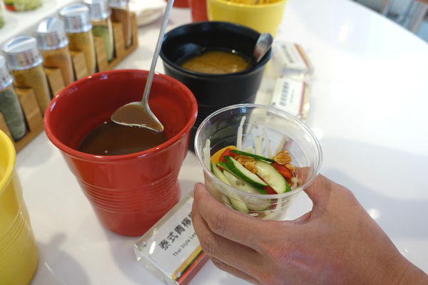 Burger Lab‧天成飯店玩出漢堡創意,千層馬鈴薯和自助取炸物都讓人眼睛發亮!!!