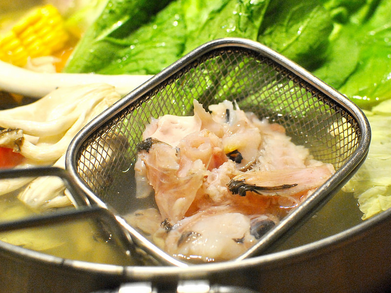 【新莊日式】婧火鍋Shabu|正咩藝人彩妝師創業、有溫度的火鍋店!日式火鍋x新鮮海產x精選肉品~新莊副都心社區美食|20161105更新