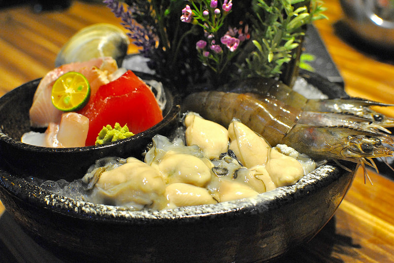 【新莊日式】婧火鍋Shabu|正咩藝人彩妝師創業、有溫度的火鍋店!日式火鍋x新鮮海產x精選肉品~新莊副都心社區美食|20161105更新