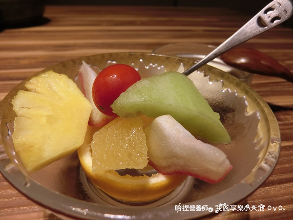 【新莊美食】《婧 Shabu》精緻美學食尚鍋物 ／日本料理。周到的桌邊服務，吃完的湯底還可以煮粥！