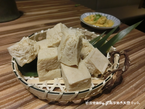 【新莊美食】《婧 Shabu》精緻美學食尚鍋物 ／日本料理。周到的桌邊服務，吃完的湯底還可以煮粥！