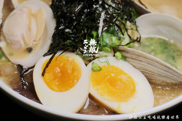 ラーメン無敵 ramenmuteki：三重拉麵免價加麵加飯『ラーメン無敵 ramenmuteki』鳥居/捷運徐匯中學美食