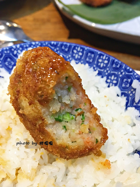 【台中 南屯】Thaï.J♔♔♔花草系、吃氣氛的餐廳，訂位電話打了不太接，餐點份量偏少、口味辨識度低、單價高，這裡就是環境美.......