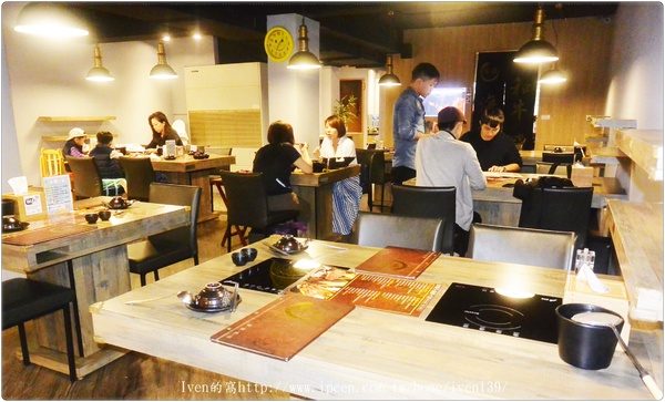 饗樂shabu精緻鍋品：《台北民生社區涮涮鍋》火鍋控的極品\推薦極品黃金香蕉蝦\彩蝦軍艦號\台北夜宵最佳去處-『饗樂shabu 精緻鍋品』