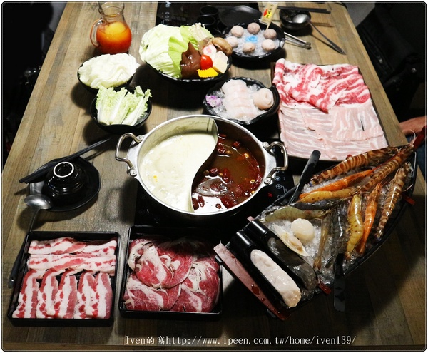 饗樂shabu精緻鍋品：《台北民生社區涮涮鍋》火鍋控的極品\推薦極品黃金香蕉蝦\彩蝦軍艦號\台北夜宵最佳去處-『饗樂shabu 精緻鍋品』