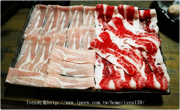 饗樂shabu精緻鍋品：《台北民生社區涮涮鍋》火鍋控的極品\推薦極品黃金香蕉蝦\彩蝦軍艦號\台北夜宵最佳去處-『饗樂shabu 精緻鍋品』