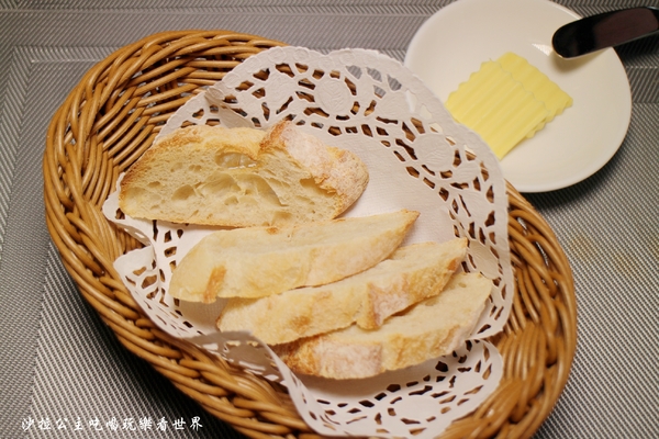 O'Steak Taipei：大安區法式料理『O'Steak Taipei』復活節彩蛋活動/捷運東門站/砍頭小吃