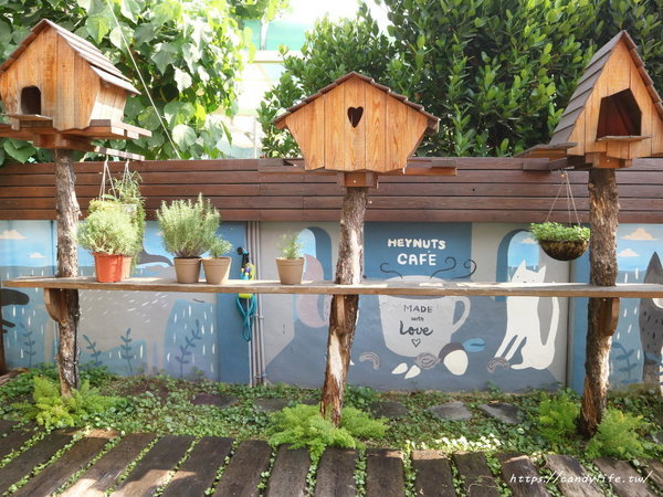 Heynuts Café 好堅果:台中美食│Heynuts Café 好堅果咖啡〃台中人氣早午餐,精誠商圈老宅咖啡館,裝潢超好拍,餐點也好好吃