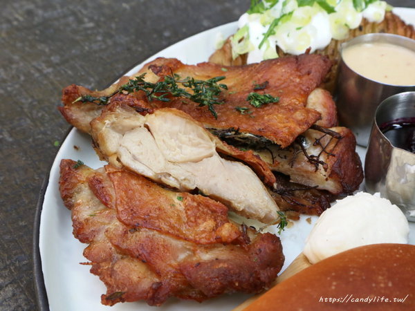 Heynuts Café 好堅果:台中美食│Heynuts Café 好堅果咖啡〃台中人氣早午餐,精誠商圈老宅咖啡館,裝潢超好拍,餐點也好好吃