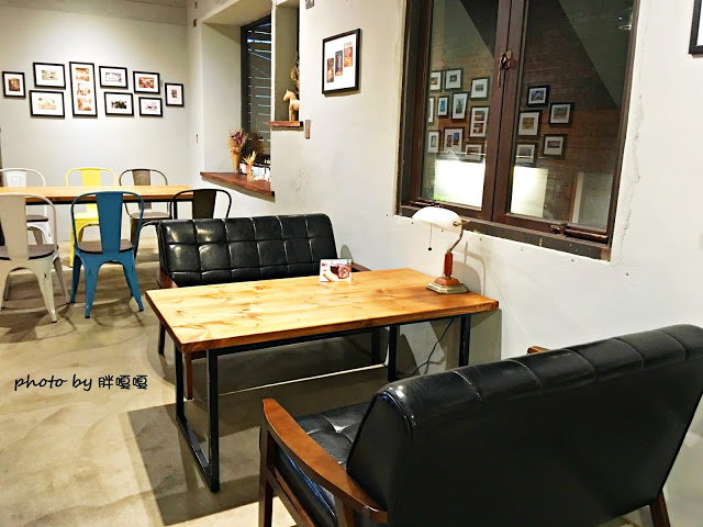 【台中 西區】Heynuts Café 好堅果咖啡□■□體驗團□■□環境舒適，餐點好吃，還是超級寵物友善店:))