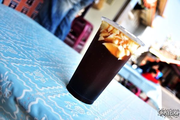 【台南。美食】 北門 / 北門豆花，古早味的好味道，俗夠大碗，炎熱的天氣就該沁涼一下，永隆宮廣場前，近烏腳病紀念館 / 北門遊客中心 / 水晶教堂