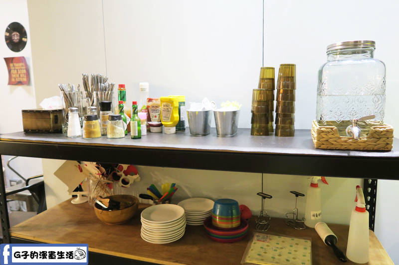 VEG OUT 寵物耍廢空間 早午餐,蘆洲寵物餐廳