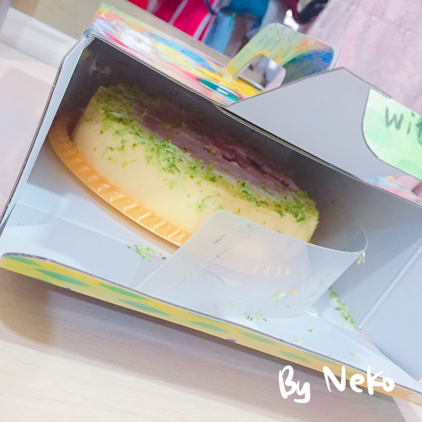 【發心做好事-宅配美食】雪藏莓果重乳酪,公益蛋糕每一個捐出100元做愛心