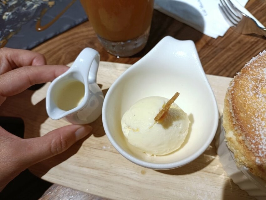 台北市中山區台北中山區甜點| 咖啡瑪榭-中山店。甘曼怡舒芙蕾現點現做吃來香甜不膩軟呼軟呼、入口即化!