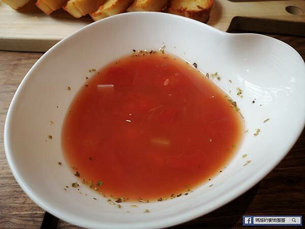 捷運中山咖啡館【咖啡瑪榭中山店】吸睛抺茶星球蛋糕桌邊秀/綠光森林般的咖啡館