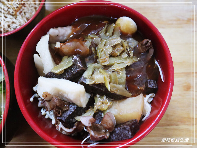 阿金港式滷味-桃園中壢/近火車站~平價滷味來吃一頓粗飽!